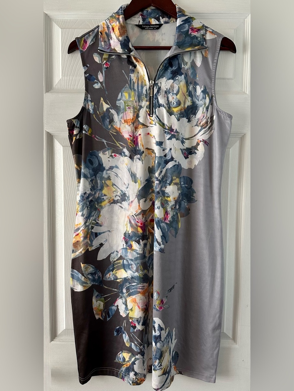 Tango Mango Sleeveless Dress Blue Gray Floral 1/4 Zip Size M NWOT
